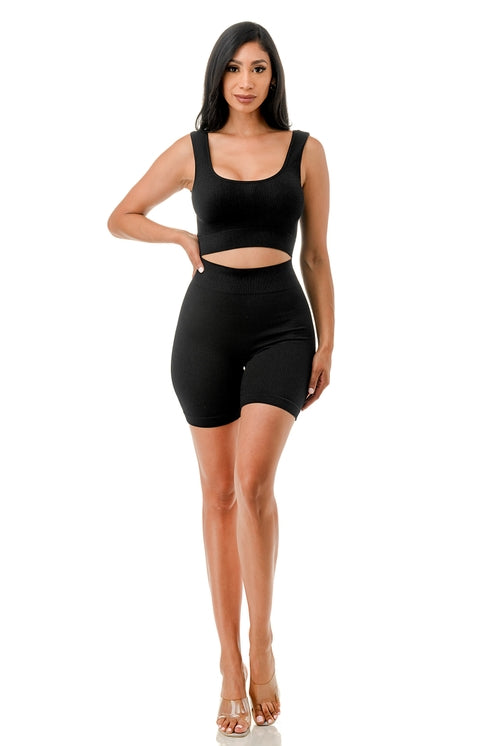 Essentials Ribbed set - Black - Luxe by Livia 